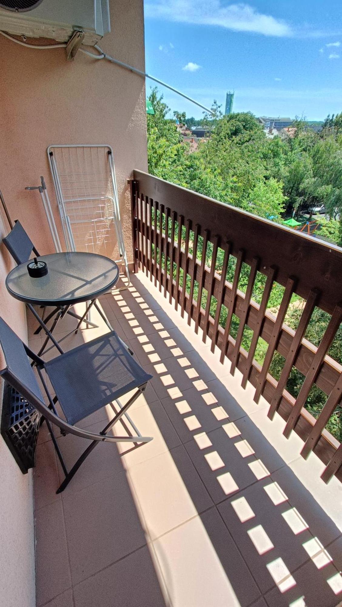 Newisland Family Apartman Sárvár Zewnętrze zdjęcie